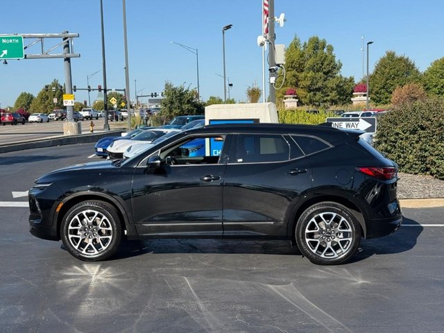 Chevrolet Blazer Vehicle Full-screen Gallery Image 02