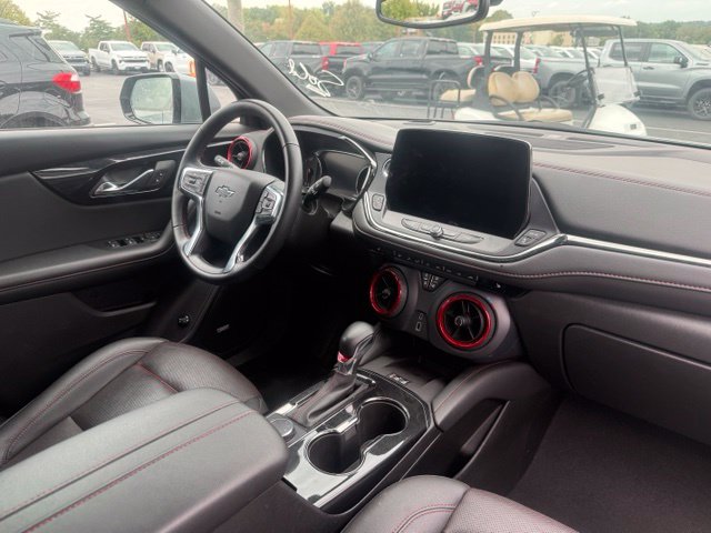 Chevrolet Blazer Vehicle Full-screen Gallery Image 08