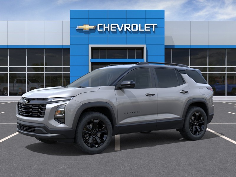 Chevrolet Equinox Vehicle Full-screen Gallery Image 2
