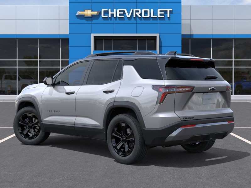 Chevrolet Equinox Vehicle Full-screen Gallery Image 3