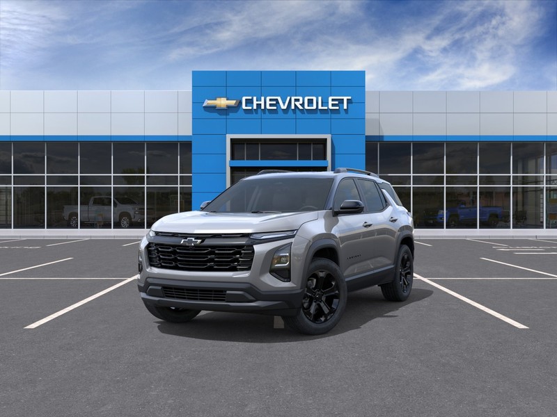 Chevrolet Equinox Vehicle Full-screen Gallery Image 8