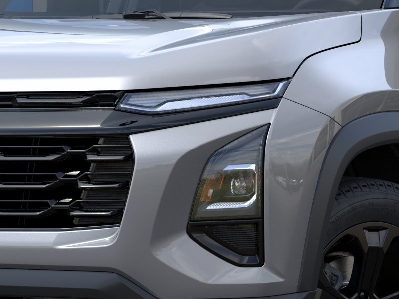Chevrolet Equinox Vehicle Full-screen Gallery Image 10