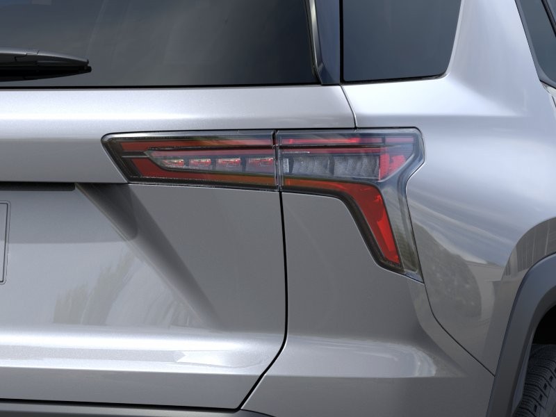 Chevrolet Equinox Vehicle Full-screen Gallery Image 11