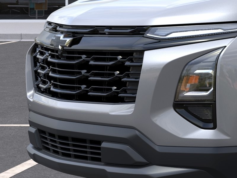 Chevrolet Equinox Vehicle Full-screen Gallery Image 13