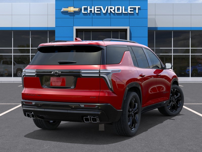 Chevrolet Traverse Vehicle Full-screen Gallery Image 4