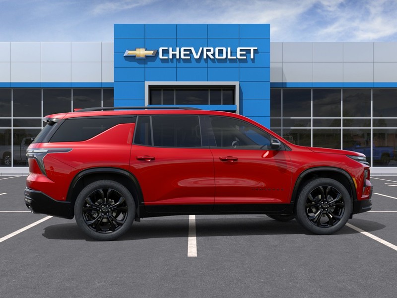 Chevrolet Traverse Vehicle Full-screen Gallery Image 5