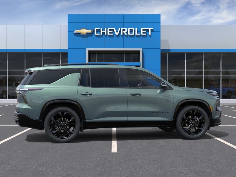 Chevrolet Traverse Vehicle Full-screen Gallery Image 5