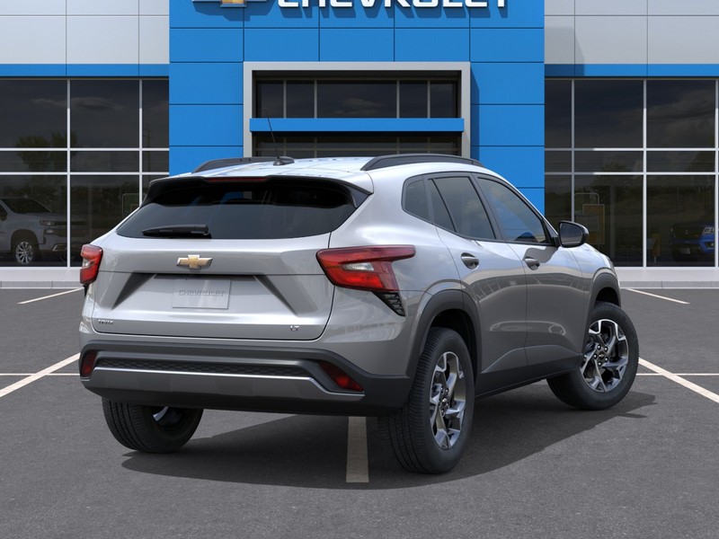 Chevrolet Trax Vehicle Full-screen Gallery Image 4