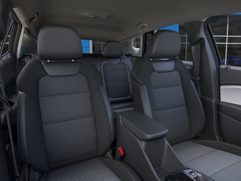 Chevrolet Trax Vehicle Full-screen Gallery Image 16