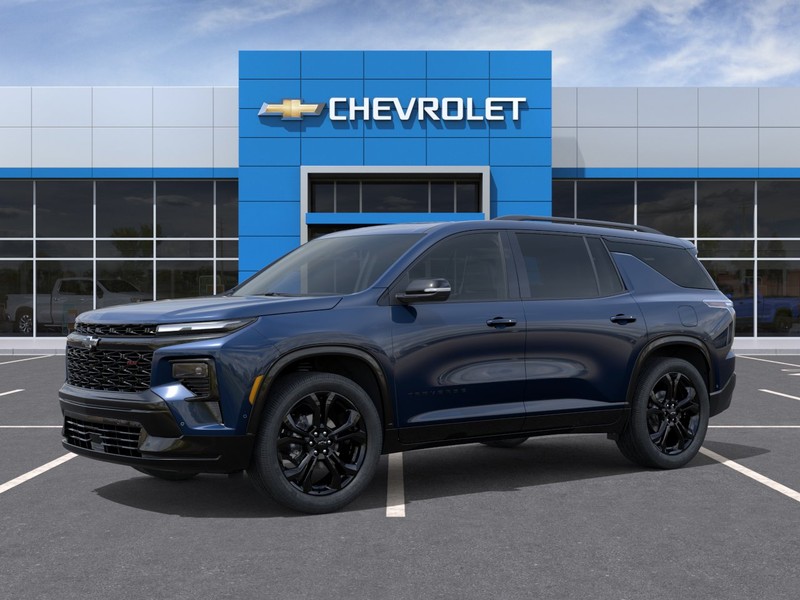 Chevrolet Traverse Vehicle Full-screen Gallery Image 2