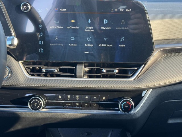 2027 Chevrolet Equinox LT - Photo 8