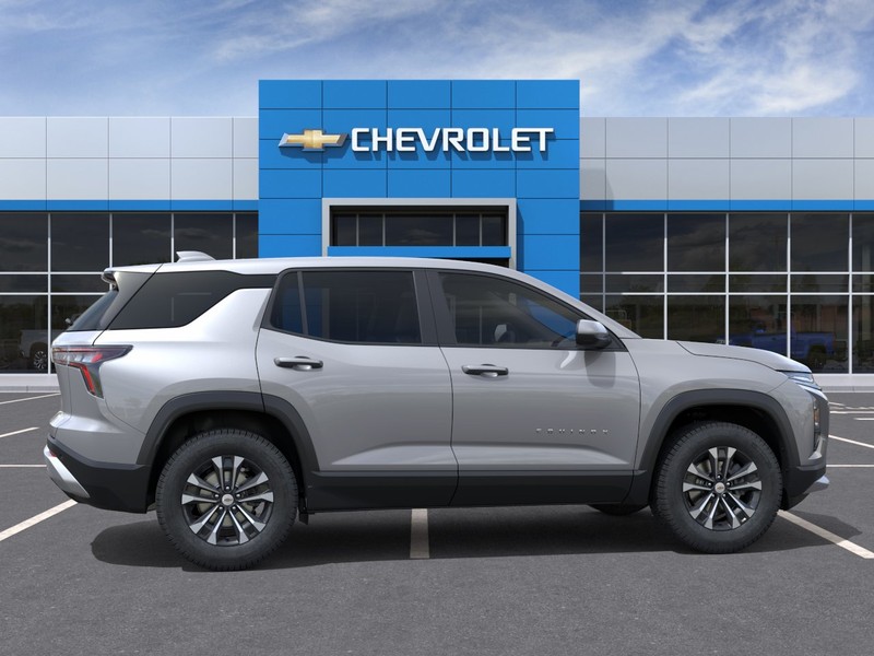Chevrolet Equinox Vehicle Full-screen Gallery Image 5