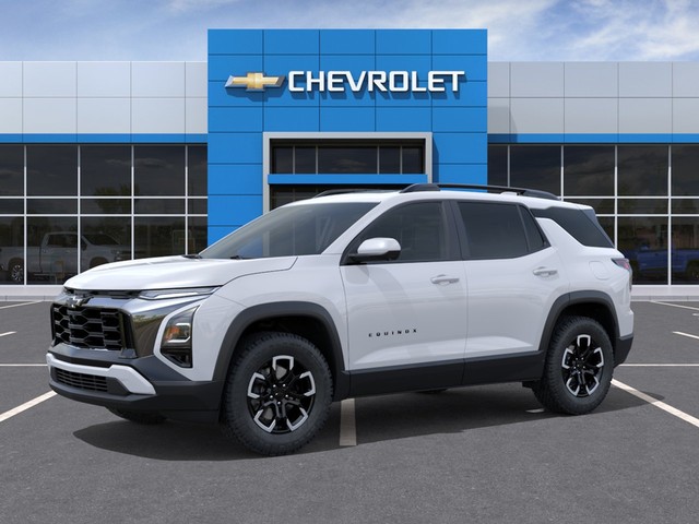 Chevrolet Equinox Vehicle Full-screen Gallery Image 2