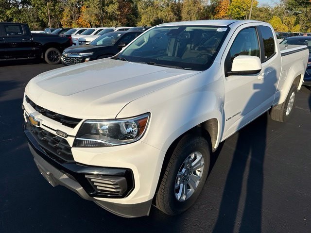 Chevrolet Colorado Vehicle Full-screen Gallery Image 02