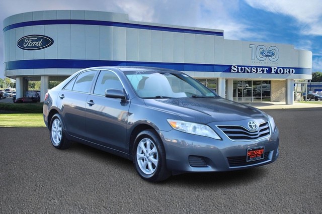 more details - toyota camry