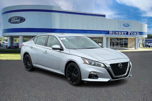 St. Louis MO 2019 Nissan Altima more details - nissan altima