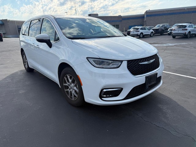 more details - chrysler pacifica