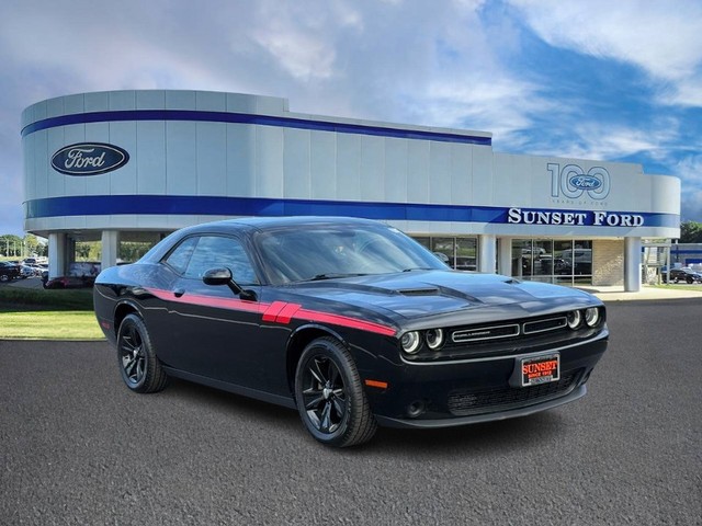 St. Louis MO 2017 Dodge Challenger more details - dodge challenger