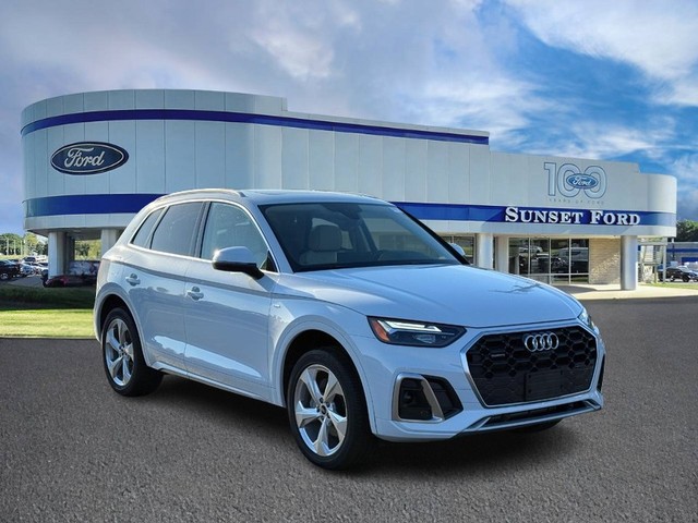 St. Louis MO 2023 Audi Q5 more details - audi q5