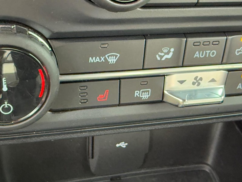 Ford Bronco Vehicle Full-screen Gallery Image 21