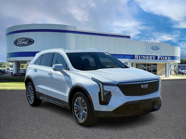 more details - cadillac xt4