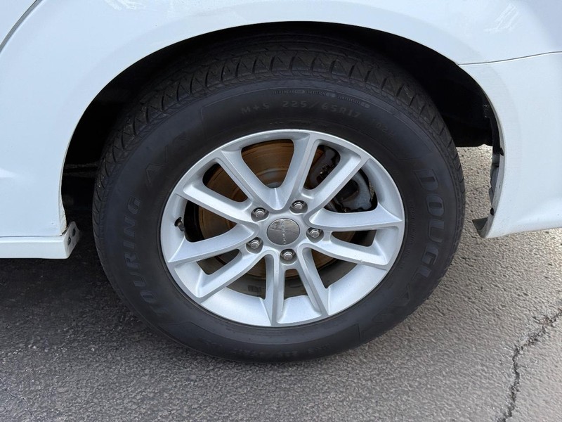 Dodge Grand Caravan Vehicle Full-screen Gallery Image 07