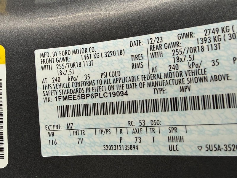 Ford Bronco Vehicle Full-screen Gallery Image 22