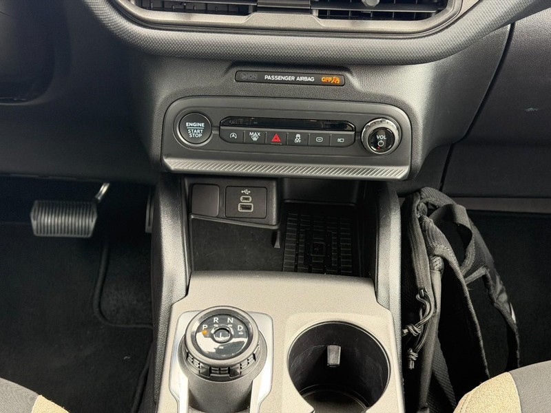 Ford Bronco Sport Vehicle Full-screen Gallery Image 14