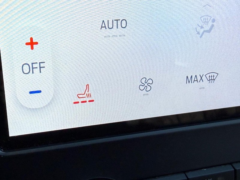 Ford Edge Vehicle Full-screen Gallery Image 22