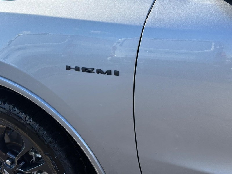 Dodge Durango Vehicle Full-screen Gallery Image 07