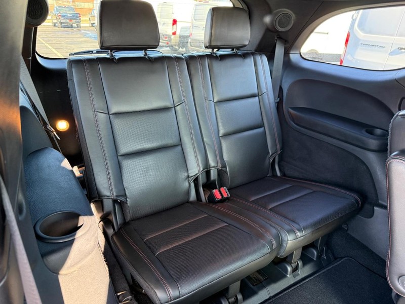 Dodge Durango Vehicle Full-screen Gallery Image 10