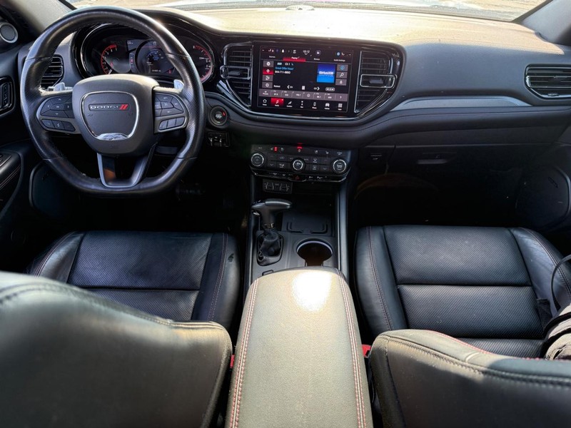Dodge Durango Vehicle Full-screen Gallery Image 12