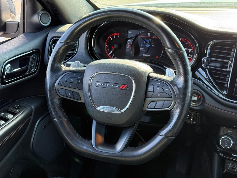 Dodge Durango Vehicle Full-screen Gallery Image 13