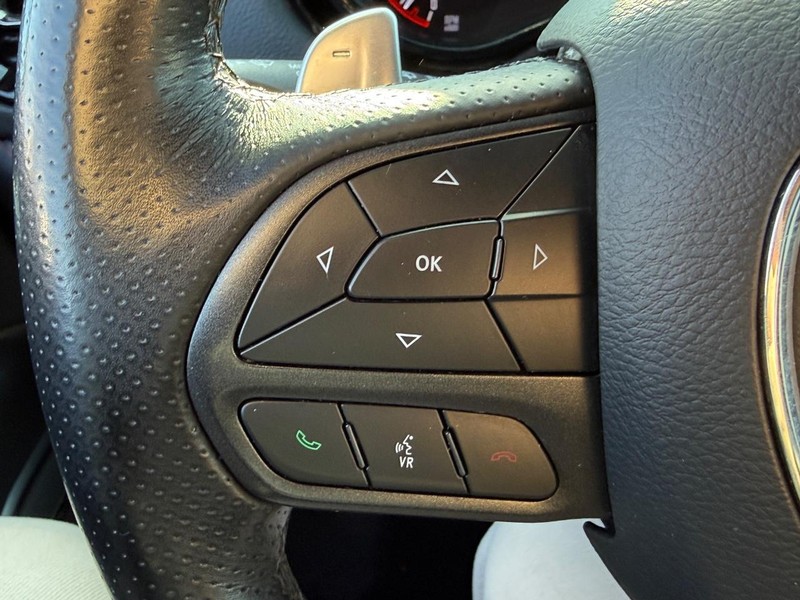 Dodge Durango Vehicle Full-screen Gallery Image 18