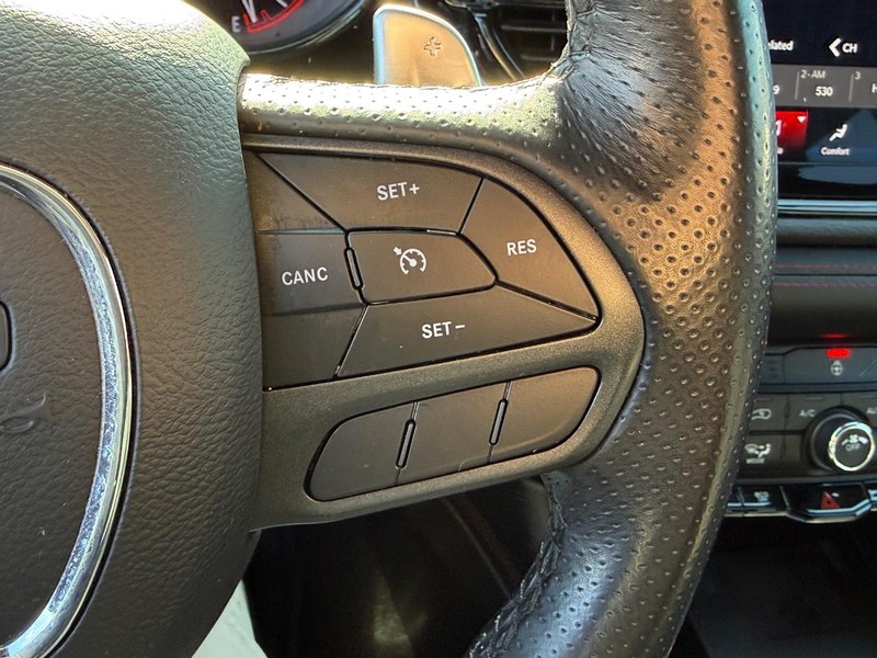 Dodge Durango Vehicle Full-screen Gallery Image 19