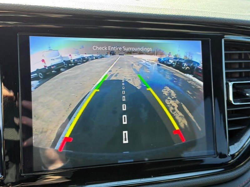 Dodge Durango Vehicle Full-screen Gallery Image 22