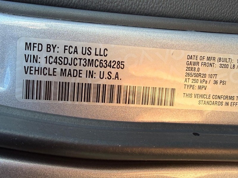 Dodge Durango Vehicle Full-screen Gallery Image 24