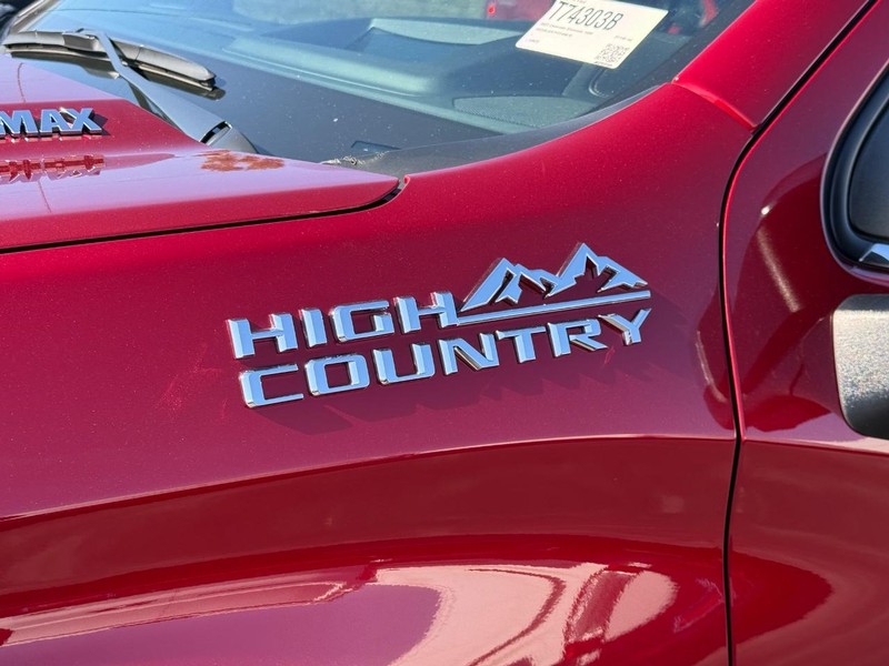 Chevrolet Silverado 1500 Vehicle Full-screen Gallery Image 08