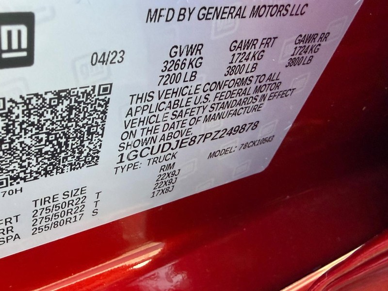 Chevrolet Silverado 1500 Vehicle Full-screen Gallery Image 26