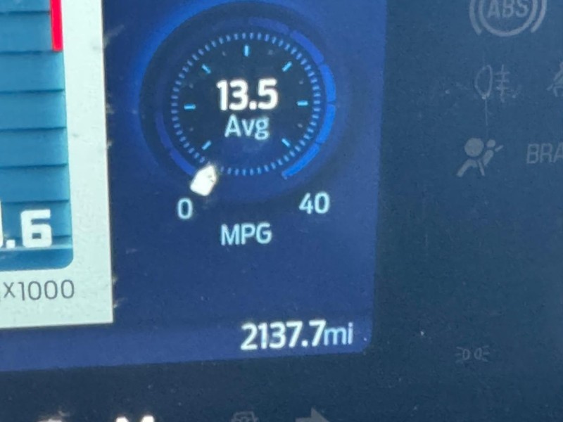 Ford Bronco Vehicle Full-screen Gallery Image 21