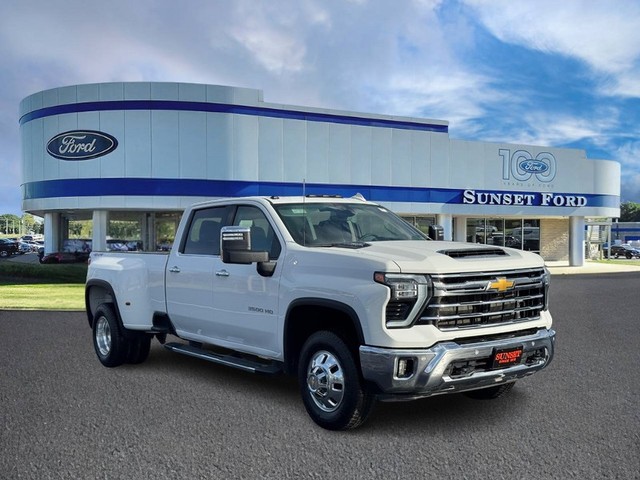 St. Louis MO 2025 Chevrolet Silverado 3500HD more details - chevrolet silverado 3500hd