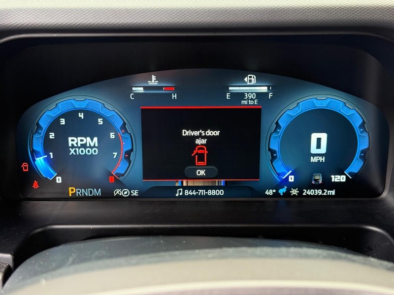 Ford Bronco Vehicle Full-screen Gallery Image 22