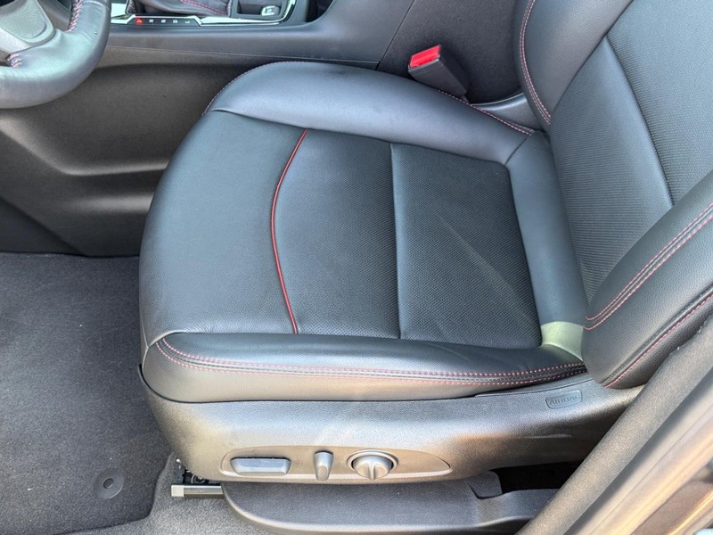 Chevrolet Equinox Vehicle Full-screen Gallery Image 16