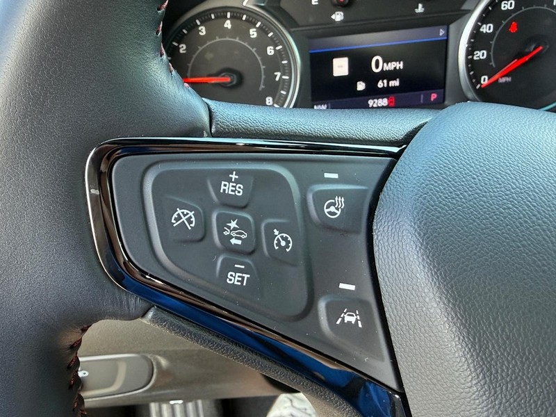 Chevrolet Equinox Vehicle Full-screen Gallery Image 17