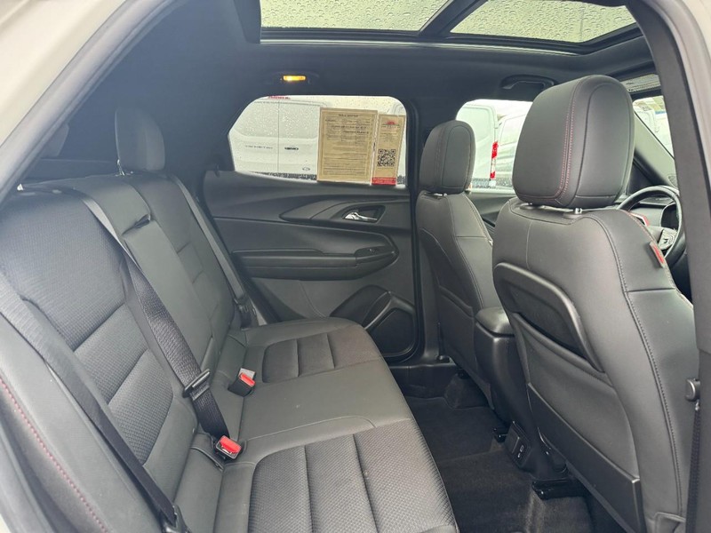 Chevrolet TrailBlazer Vehicle Full-screen Gallery Image 11