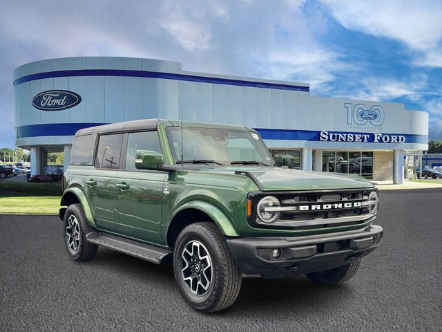St. Louis MO 2025 Ford Bronco more details - ford bronco