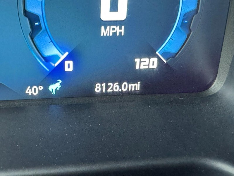 Ford Bronco Vehicle Full-screen Gallery Image 20