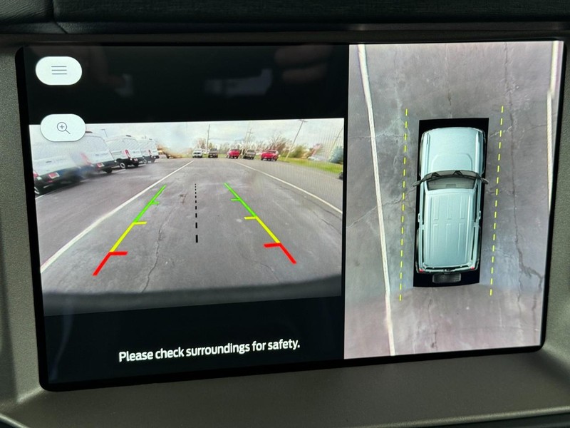 Ford Bronco Vehicle Full-screen Gallery Image 22