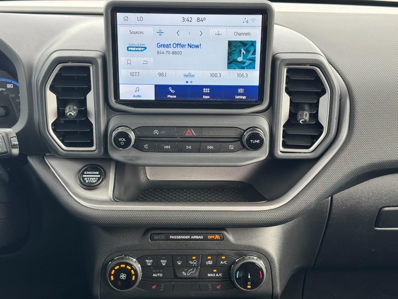 Ford Bronco Sport Vehicle Full-screen Gallery Image 12