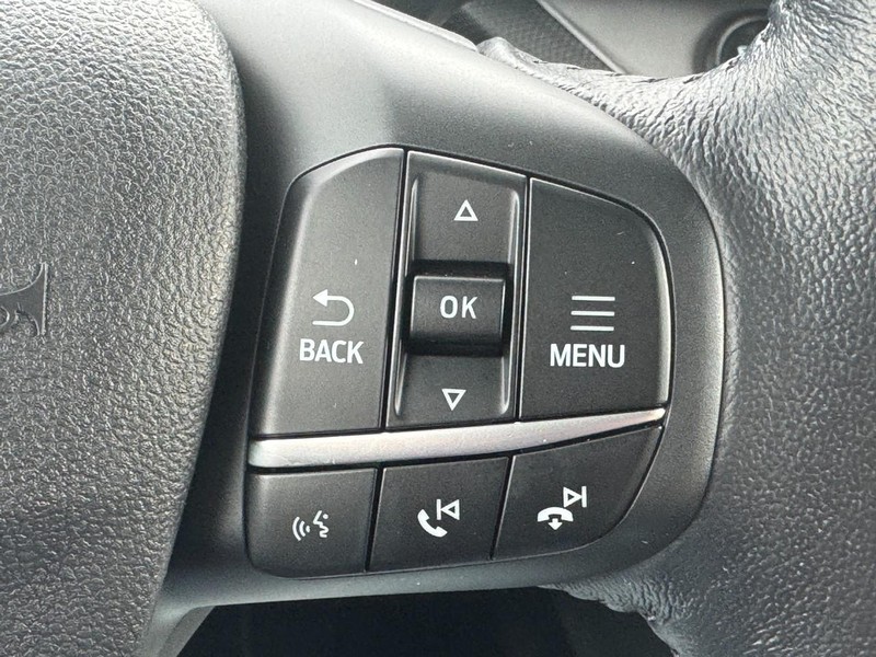 Ford Bronco Sport Vehicle Full-screen Gallery Image 16